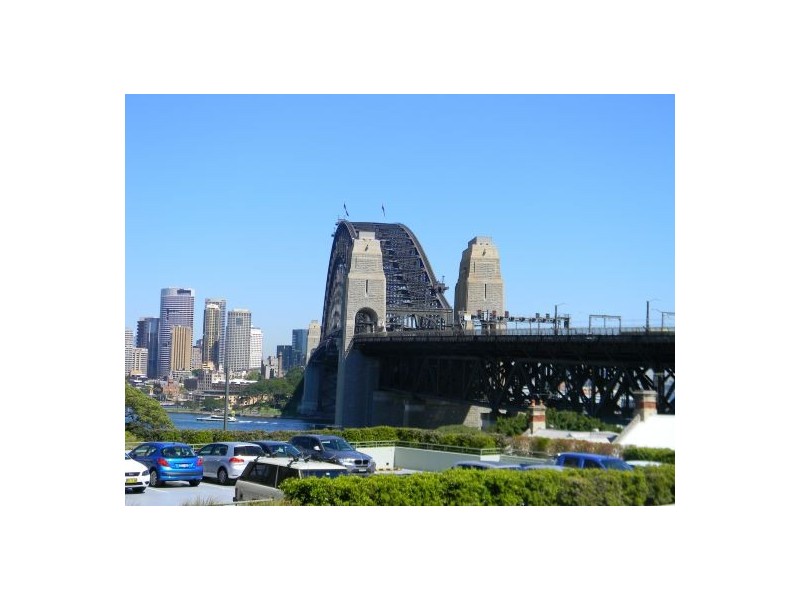 33 Fitzroy St, Kirribilli NSW 2061