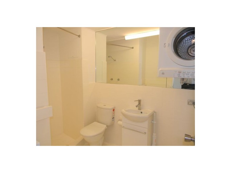 90 Blues Point Rd, Mcmahons Point NSW 2060
