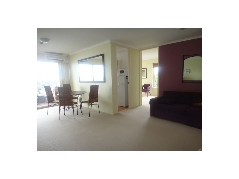90 Blues Point Rd, Mcmahons Point NSW 2060
