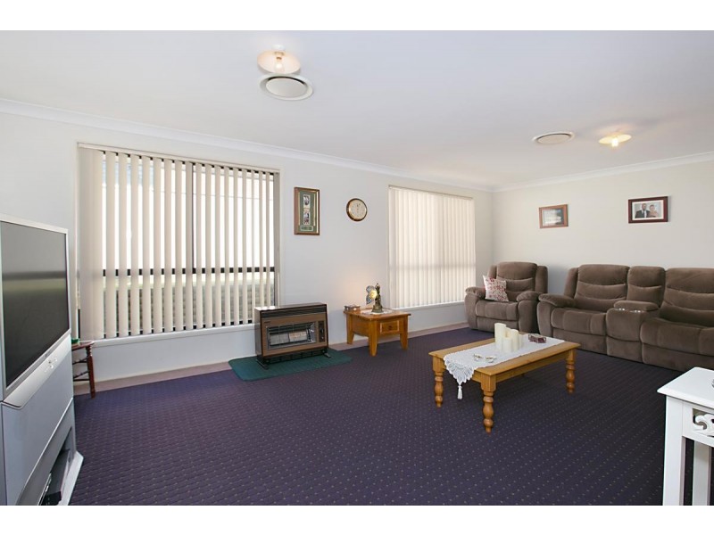 53 Avery Street, Rutherford NSW 2320