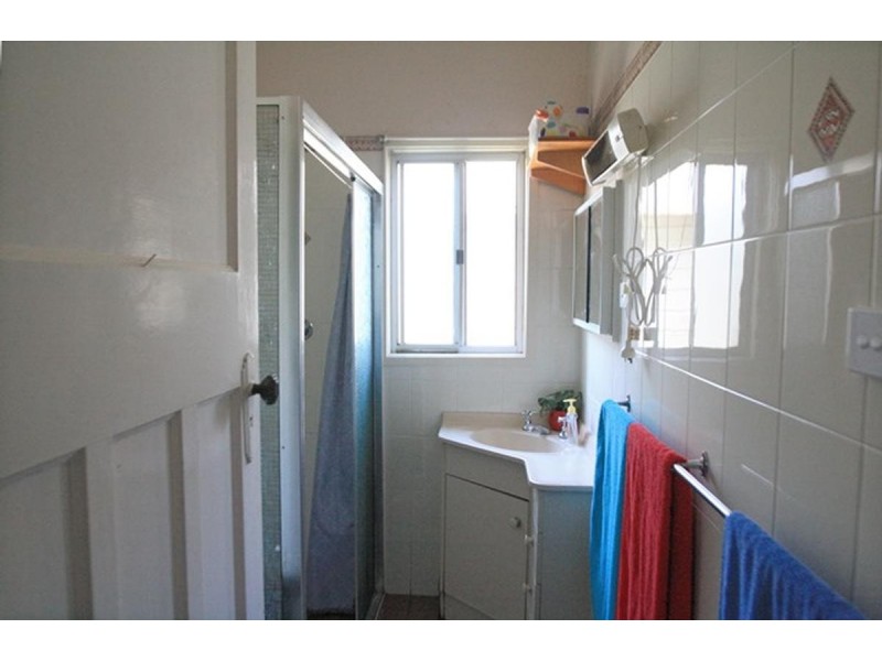 5 George Street, East Maitland NSW 2323