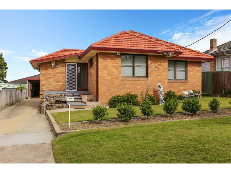 80 Gillies Street, Rutherford NSW 2320