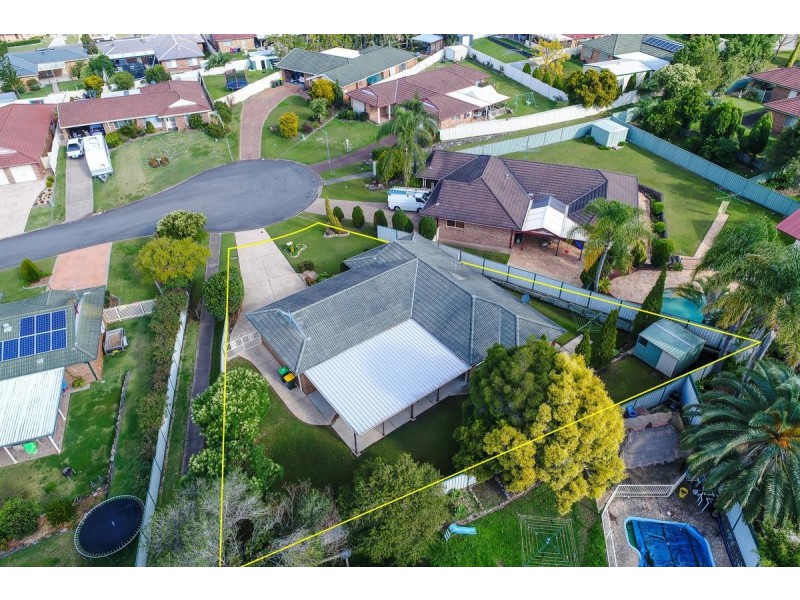 13 Correa Close, Aberglasslyn NSW 2320