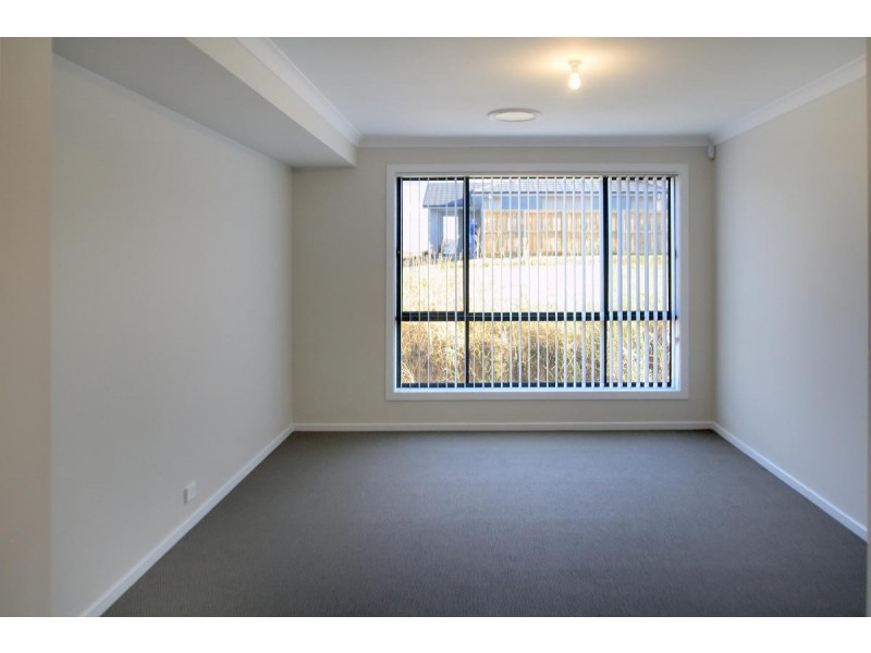 52 Hillcrest Drive, Gillieston Heights NSW 2321