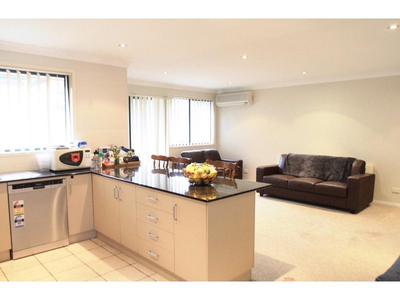 14 Hibiscus Crescent, Aberglasslyn NSW 2320