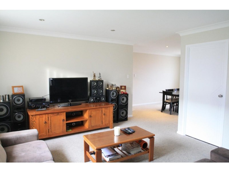 14 Hibiscus Crescent, Aberglasslyn NSW 2320