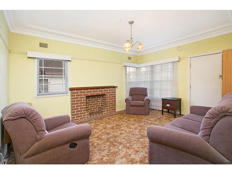7 Kenneth Street, East Maitland NSW 2323