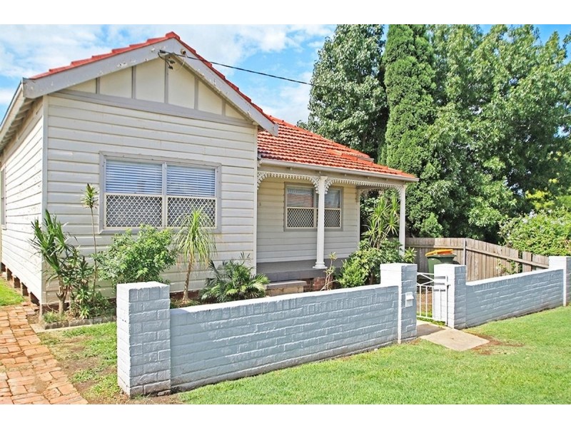 5 William Street, Telarah NSW 2320