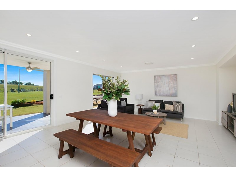 14 Orlando Close, Windella NSW 2320