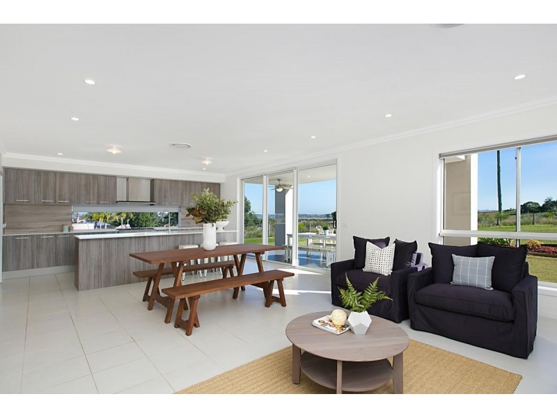 14 Orlando Close, Windella NSW 2320