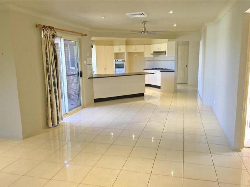 13 Caitlin Close, Bolwarra Heights NSW 2320