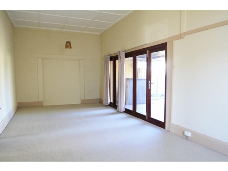 70 George Street, East Maitland NSW 2323