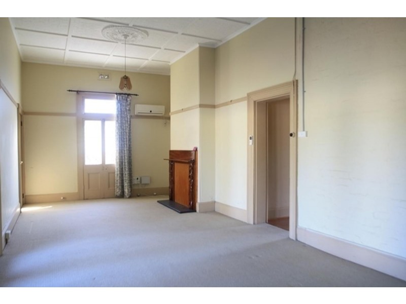 70 George Street, East Maitland NSW 2323