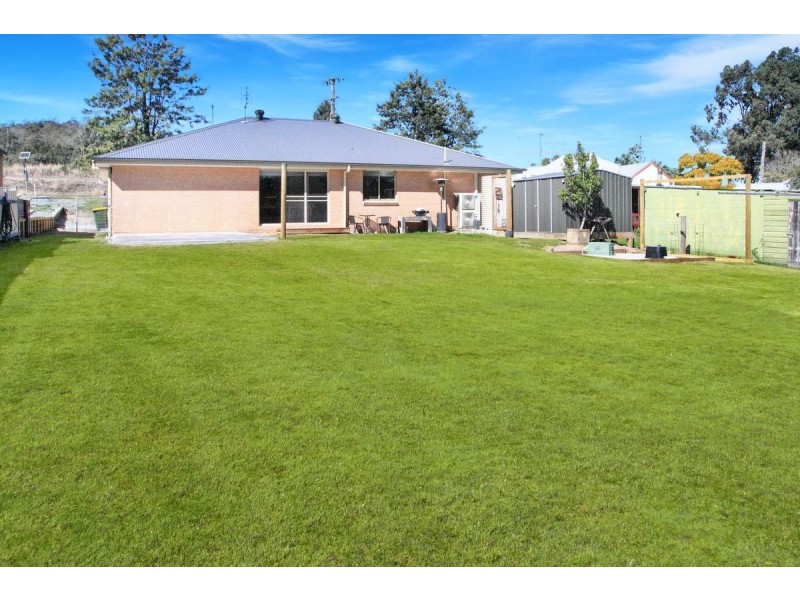 7 Station Street, Martins Creek NSW 2420