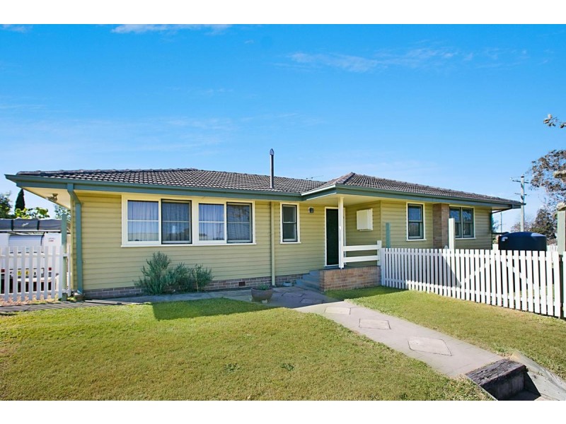 3 Neville Street, Rutherford NSW 2320