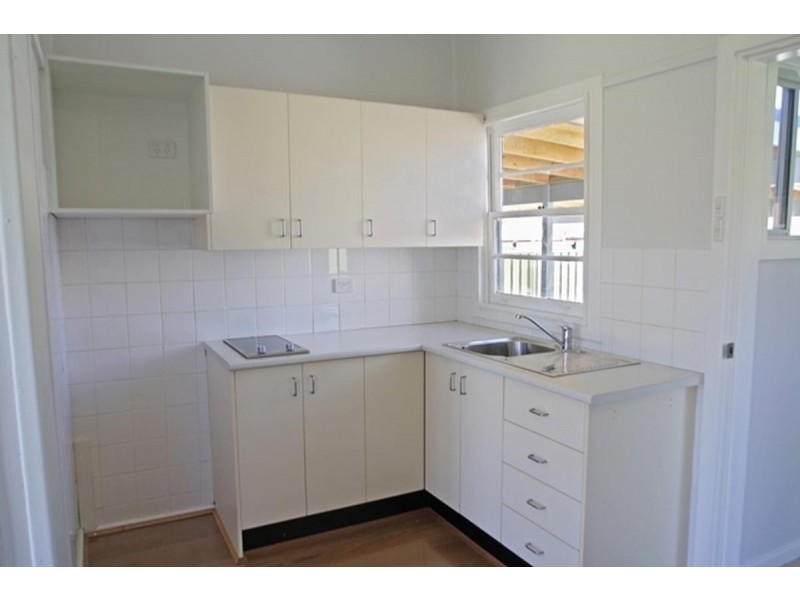 B/82 Gillies Street, Rutherford NSW 2320