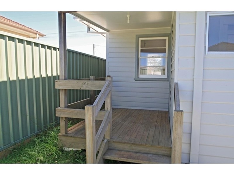 B/82 Gillies Street, Rutherford NSW 2320