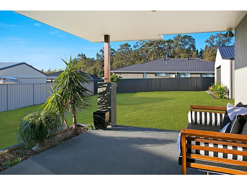 22 Diamond Circuit, Rutherford NSW 2320