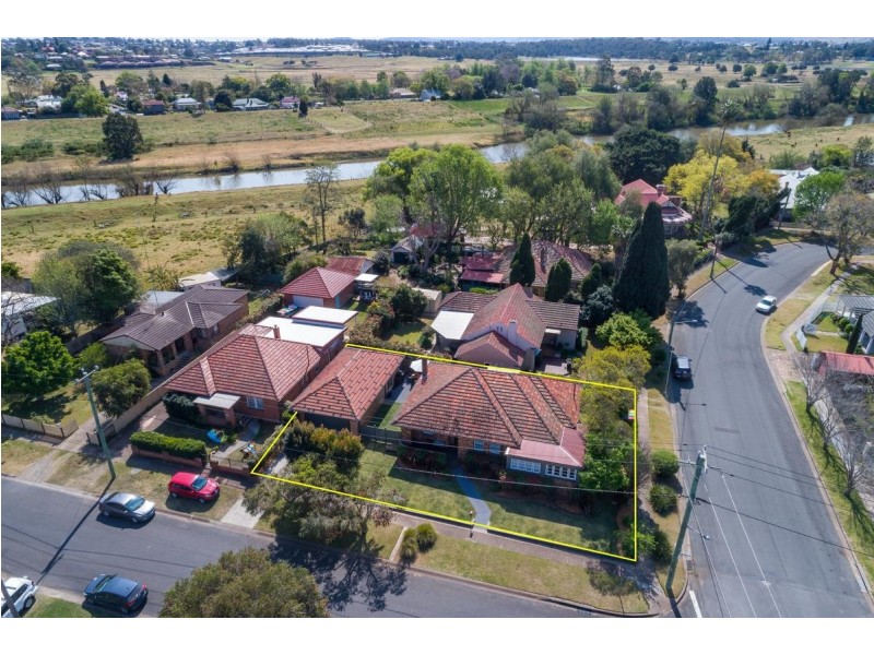 12 Melrose Street, Lorn NSW 2320