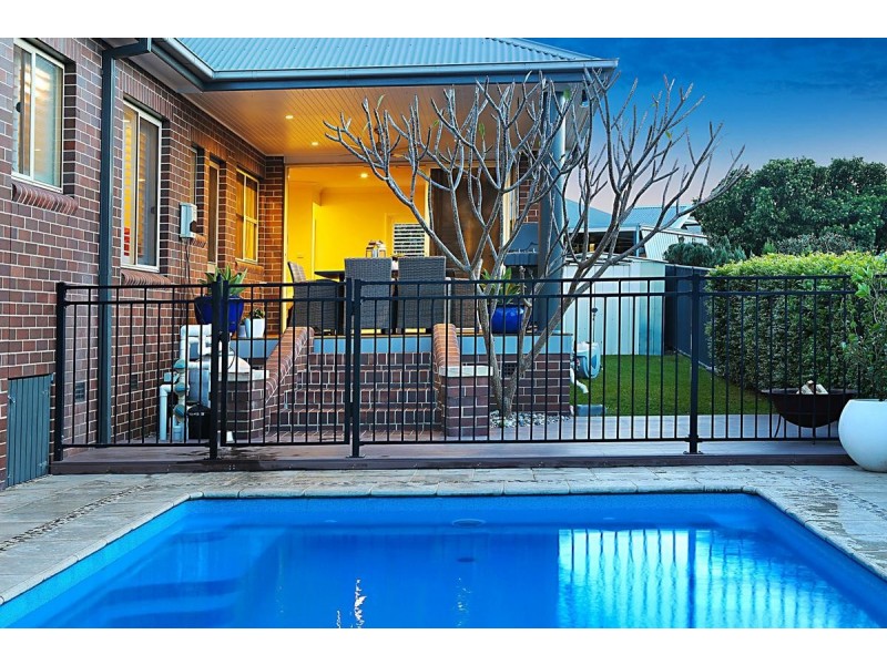 5 Amber Grove, Bolwarra Heights NSW 2320