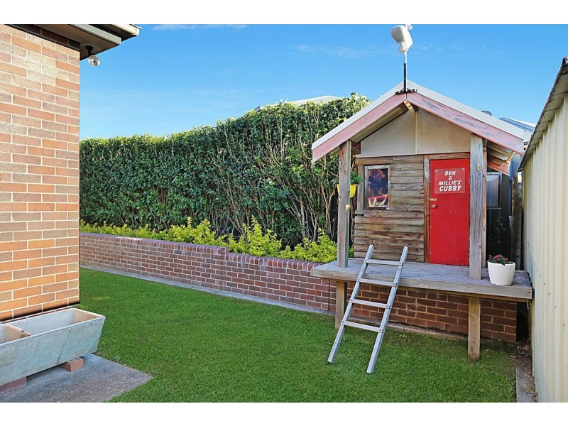 5 Amber Grove, Bolwarra Heights NSW 2320