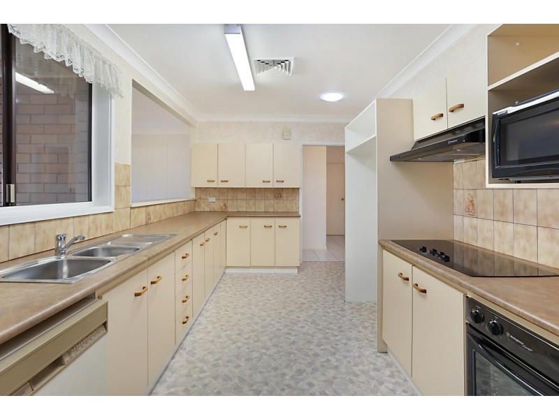 6 Dudley Close, Metford NSW 2323