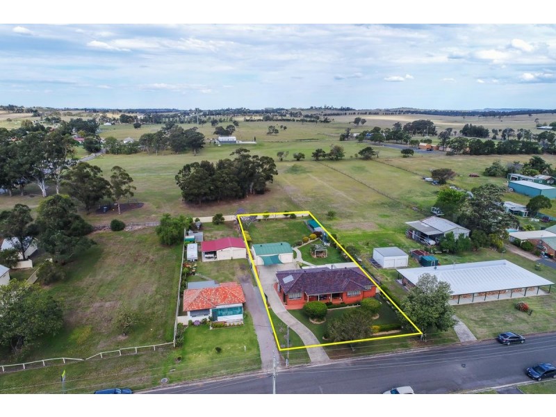 30 Station Lane, Lochinvar NSW 2321