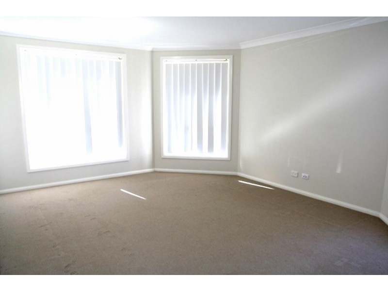 18 Riley James Drive, Raworth NSW 2321