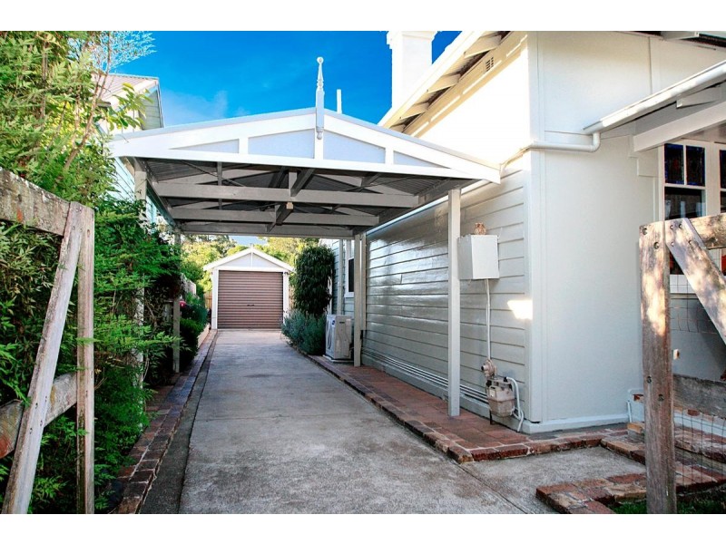 4 Roy Street, Lorn NSW 2320