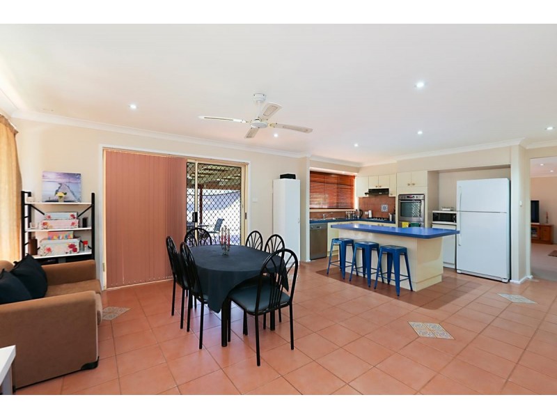 14 Budgeree Drive, Aberglasslyn NSW 2320