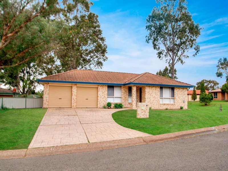 1 Cedar Close, Metford NSW 2323