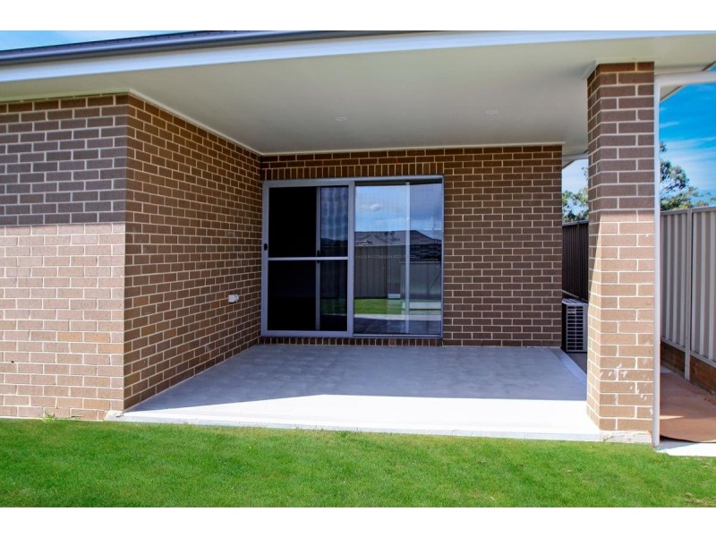 16 Peridot Street, Rutherford NSW 2320