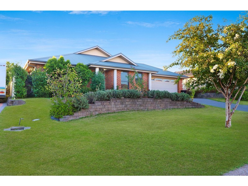 21 Alyce Close, Bolwarra Heights NSW 2320
