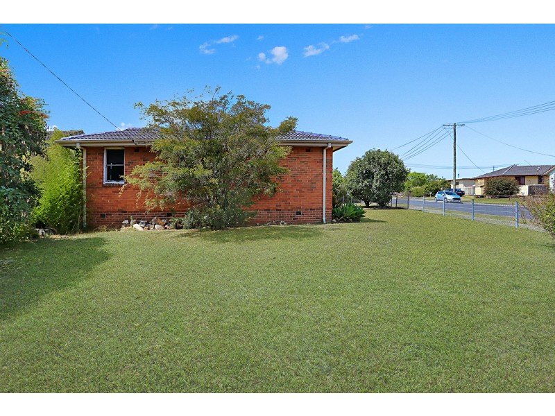 3 SEGENHOE STREET, Woodberry NSW 2322