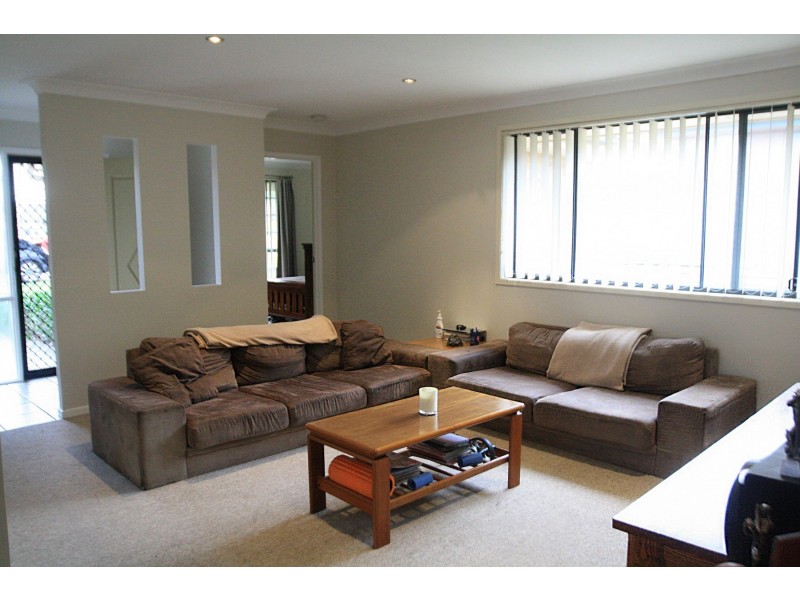 14 Hibiscus Crescent, Aberglasslyn NSW 2320