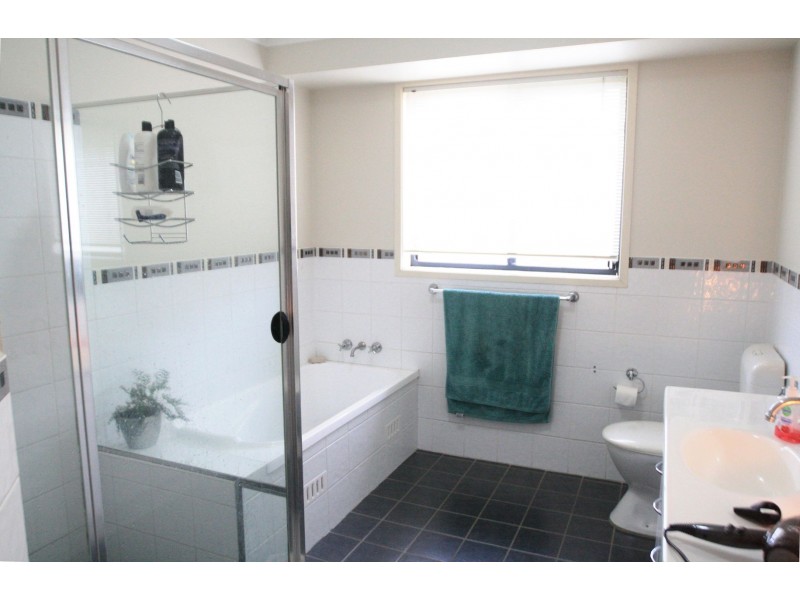 14 Hibiscus Crescent, Aberglasslyn NSW 2320