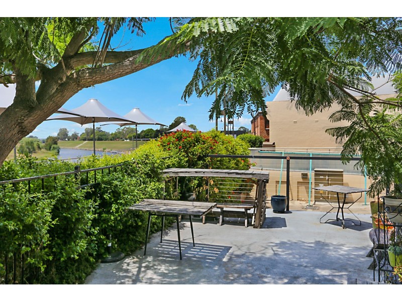 344 HIGH STREET, Maitland NSW 2320