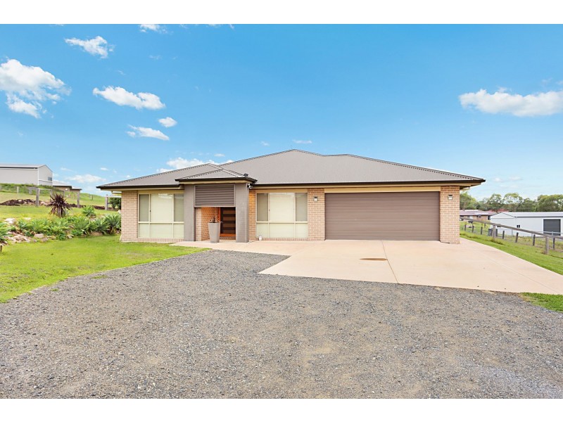9 Carnival Close, Windella NSW 2320