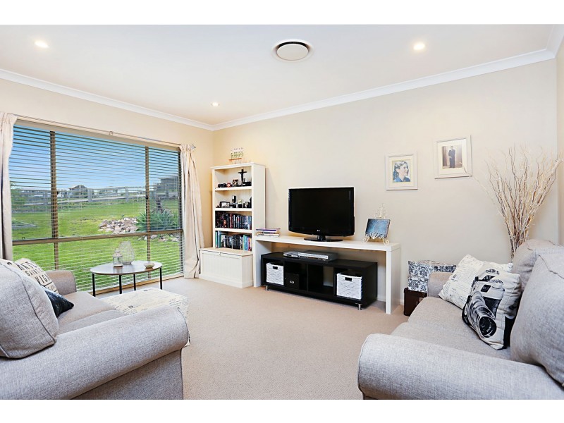 9 Carnival Close, Windella NSW 2320