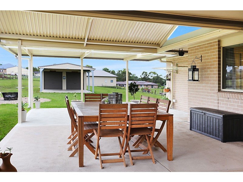 9 Carnival Close, Windella NSW 2320