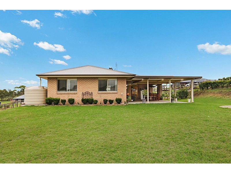 9 Carnival Close, Windella NSW 2320