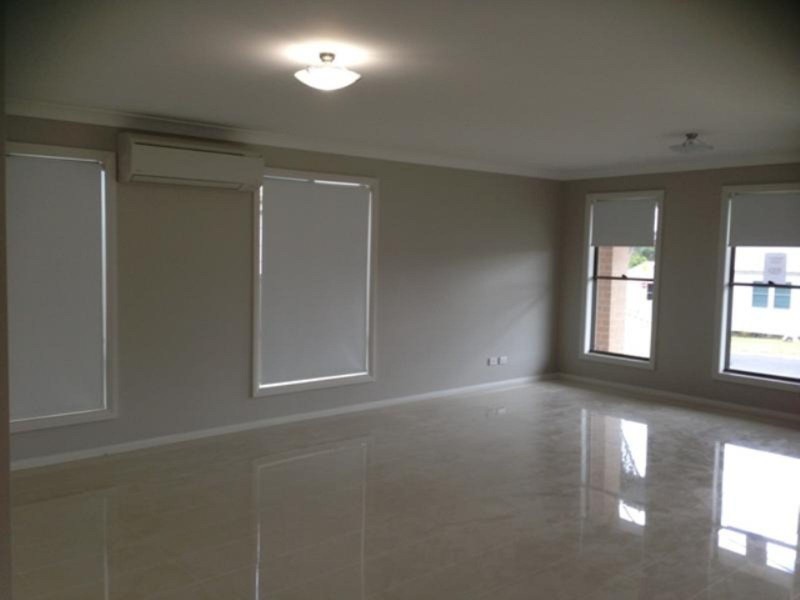 9 Station Street, Greta NSW 2334