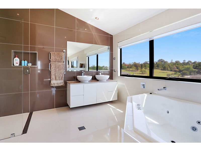 10 PENNPARC DRIVE, Windella NSW 2320