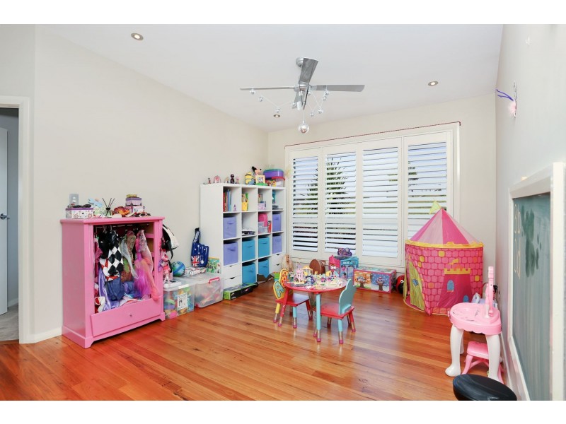 10 PENNPARC DRIVE, Windella NSW 2320