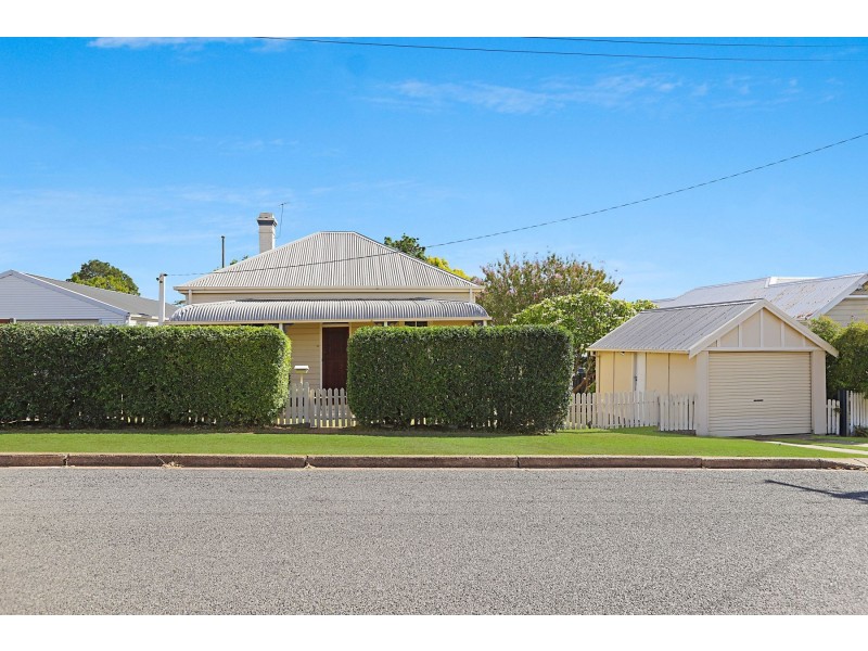 39 Ada Street, Telarah NSW 2320