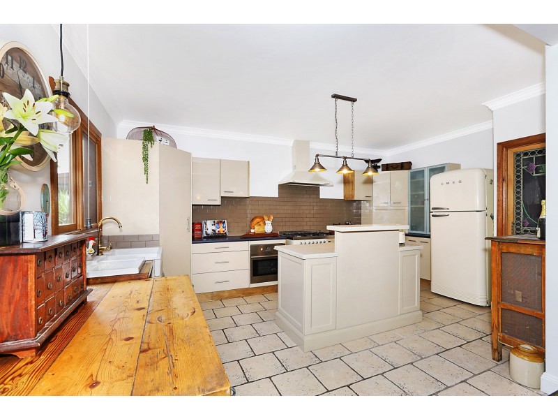61 New England Highway, Maitland NSW 2320
