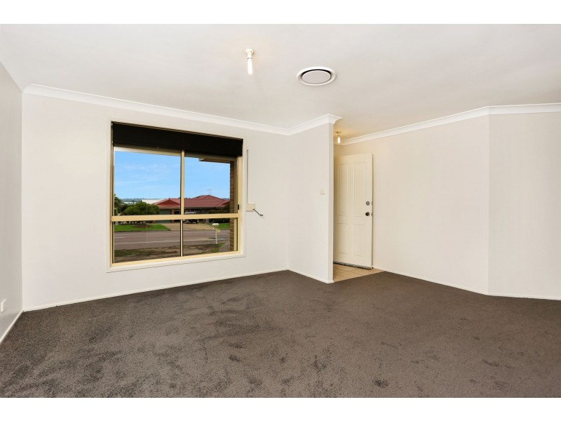 51 Denton Park Drive, Rutherford NSW 2320