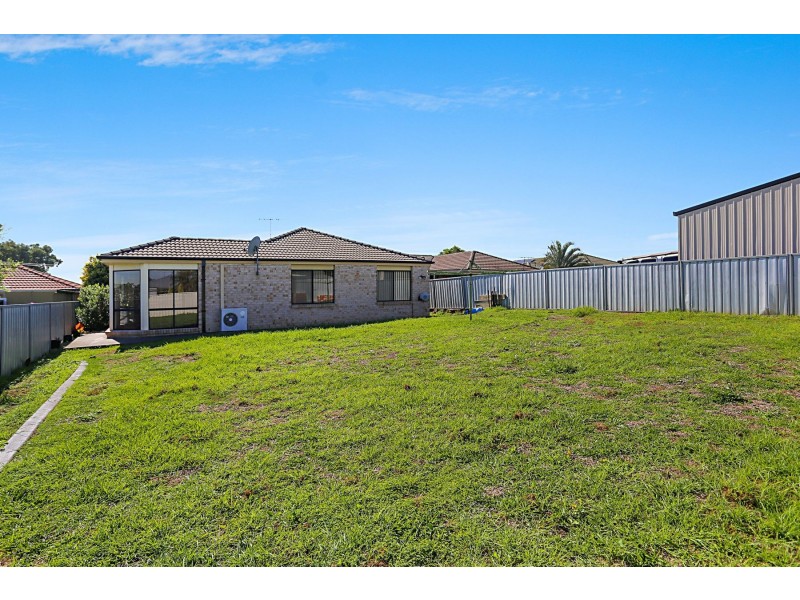 8 Filey Street, Greta NSW 2334
