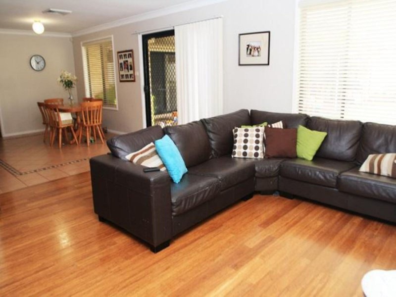 5 Treefern Close, Aberglasslyn NSW 2320