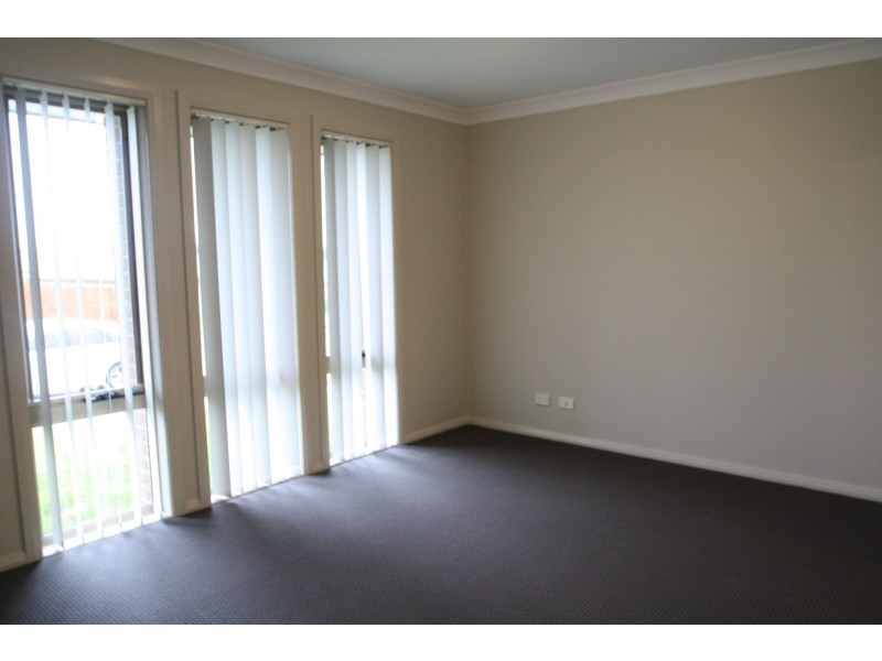 83 McKeachie Drive, Aberglasslyn NSW 2320